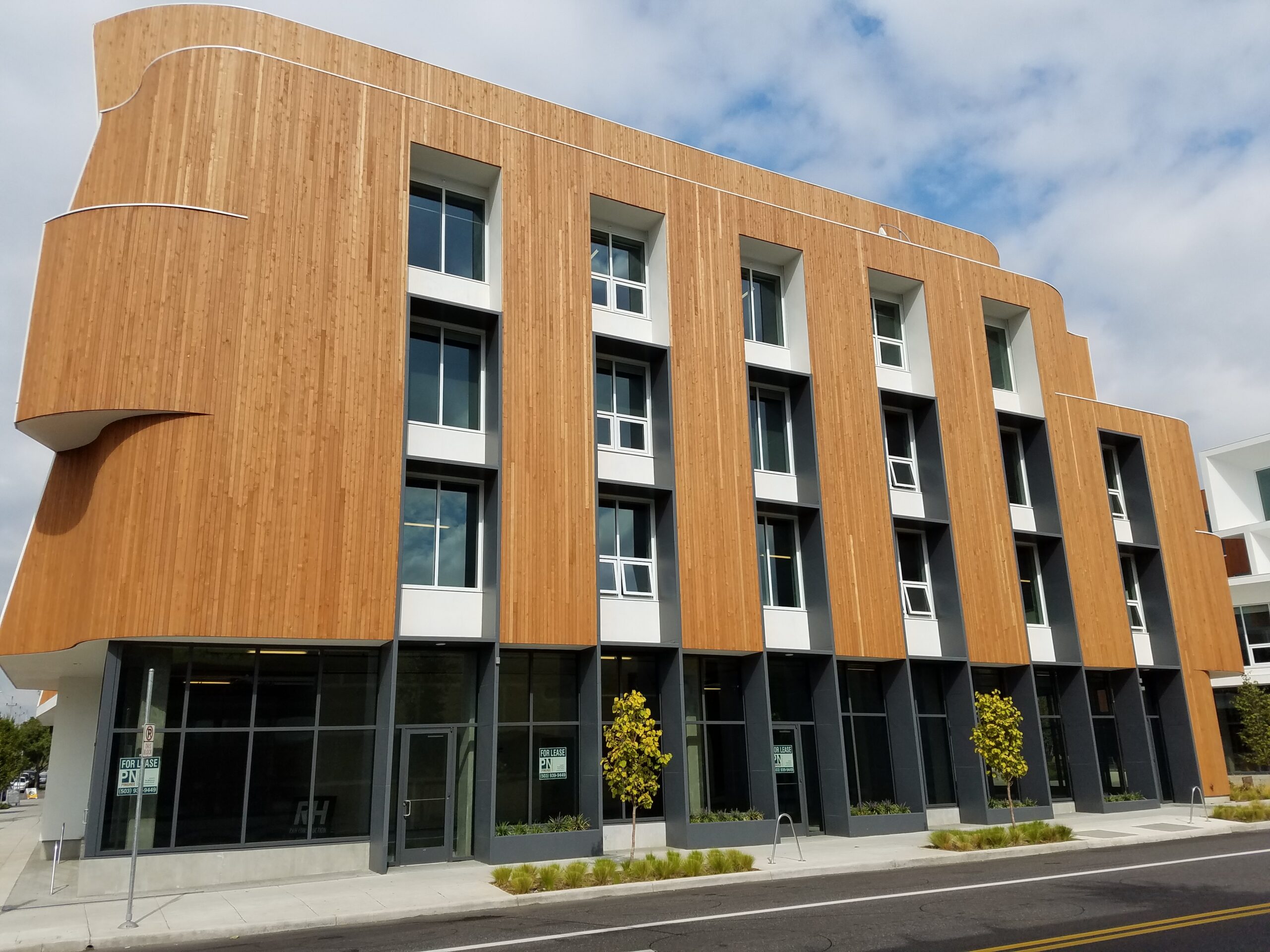 commercial-building-wood-facade-design
